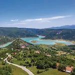 Holiday home Pet Friendly In *