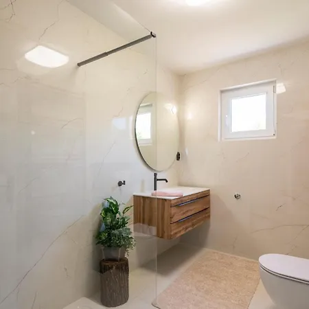 Pet Friendly In With Kitchen Holiday home Studenci